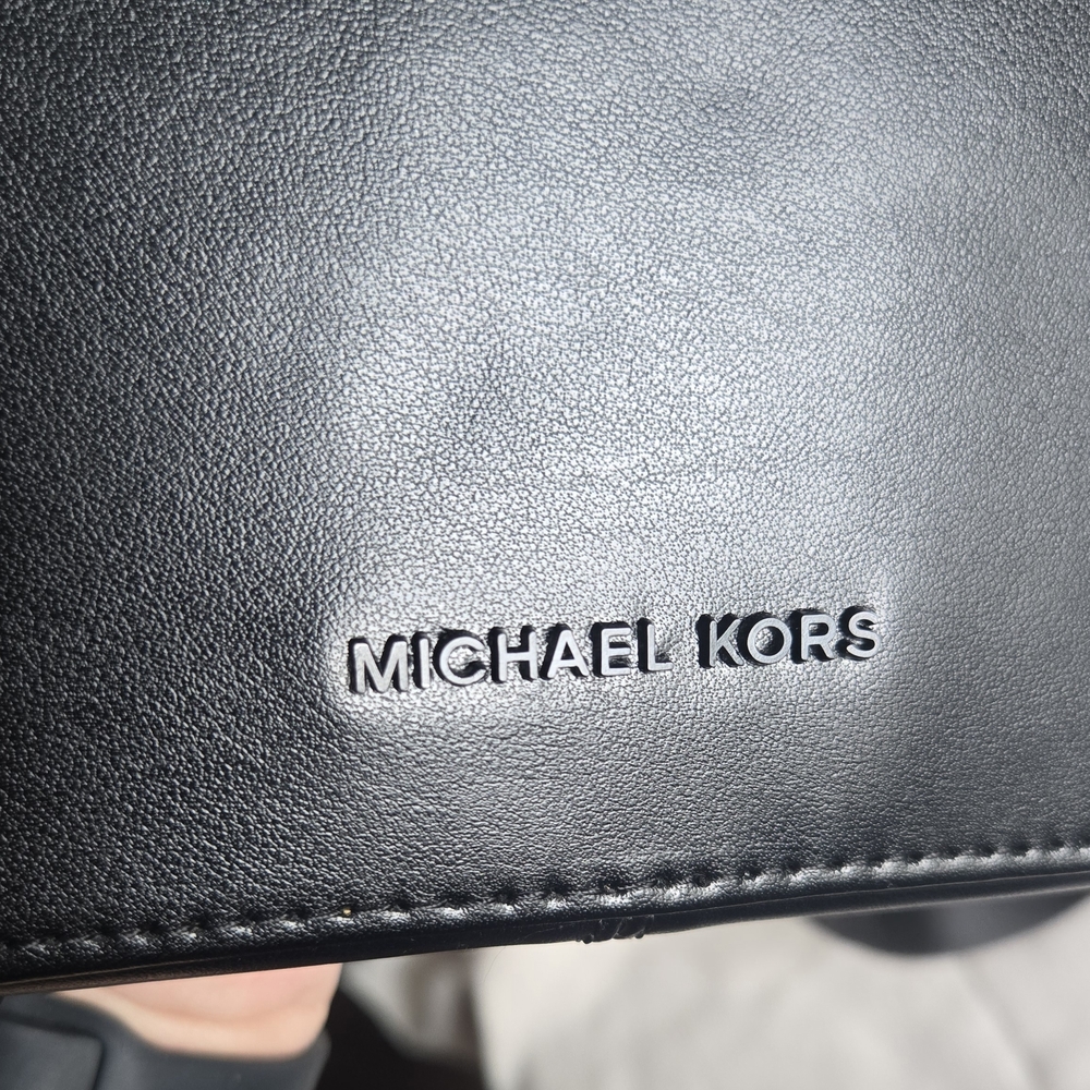 Michael Kors Belt Bag Fanny Pack In Black- NWOT - Picture 8 of 9
